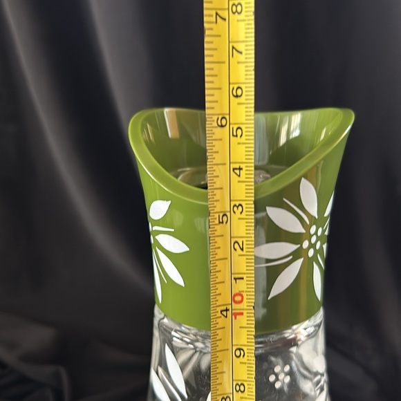 Temptations Grinder - Picture 4 of 4